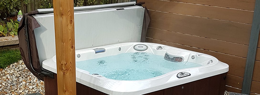 3 Things You Should Know About Hot Tub Cover Lifters